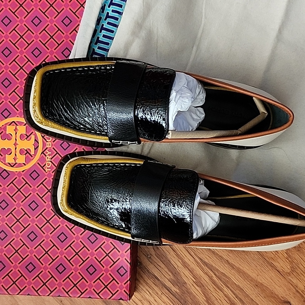 Tory Burch Squate Toe Loafers